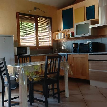 Chalet 2 Chambres En Savoie Pour 1 A 4 Personnes Gerbaix المظهر الخارجي الصورة